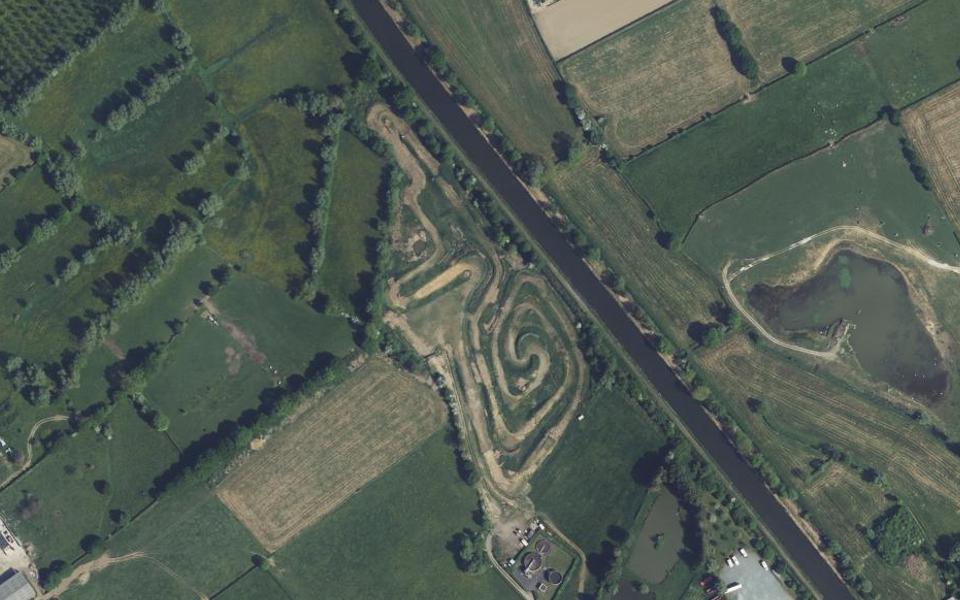 Circuit de Motocross de Catillon sur Sambre seen from above