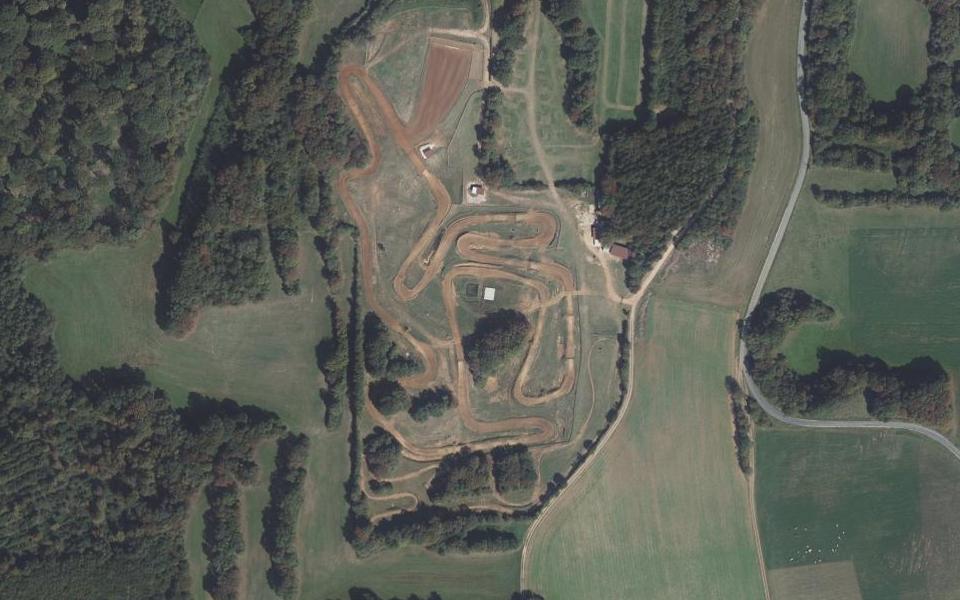 Circuit de Motcross d'Uzelle vu du ciel