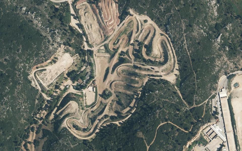 Circuit de Sainte-Rosalie la Fare les Oliviers seen from above