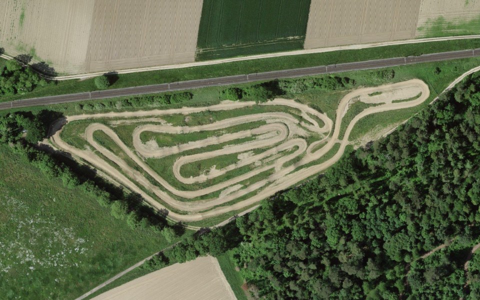 Cugy motocross track seen from above