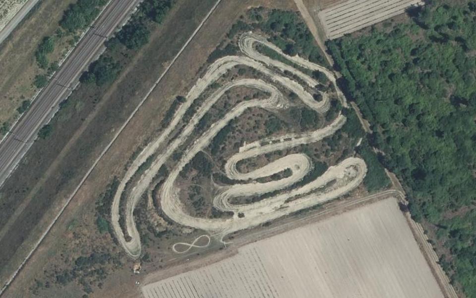 Marigny-Marmande motocross track seen from above