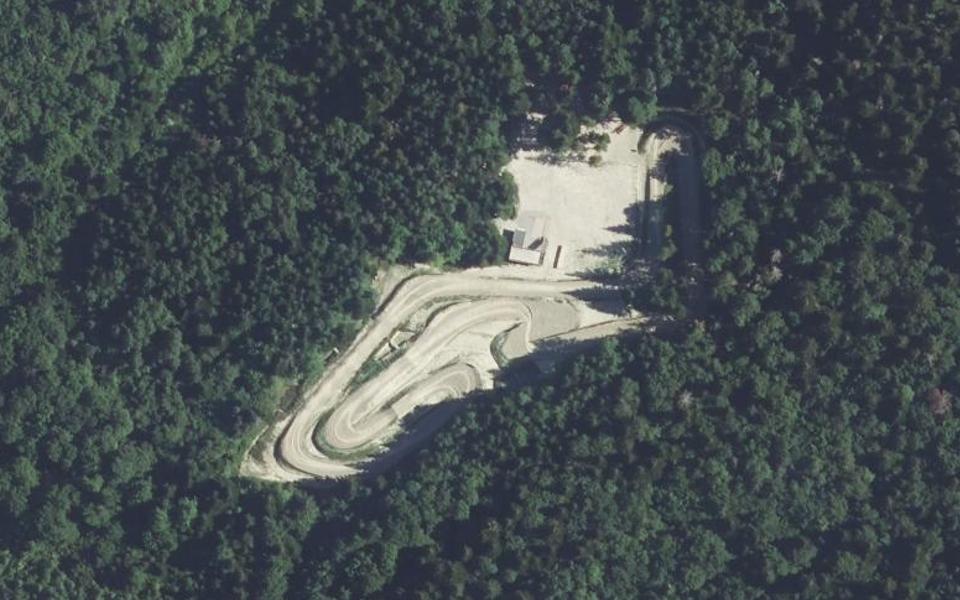 Terrain de motocross de Fessy vu du ciel
