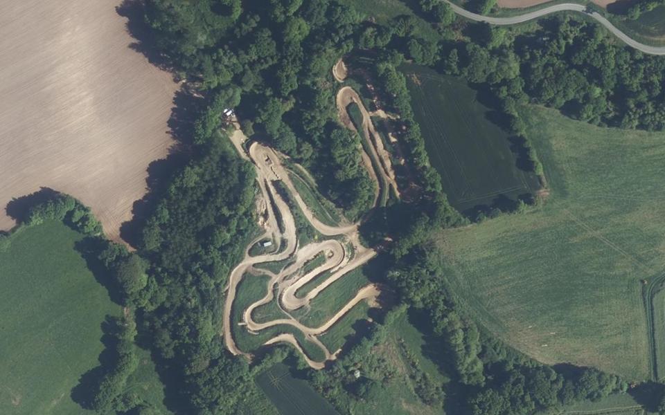 Le Vieux-Bourg motocross track seen from above
