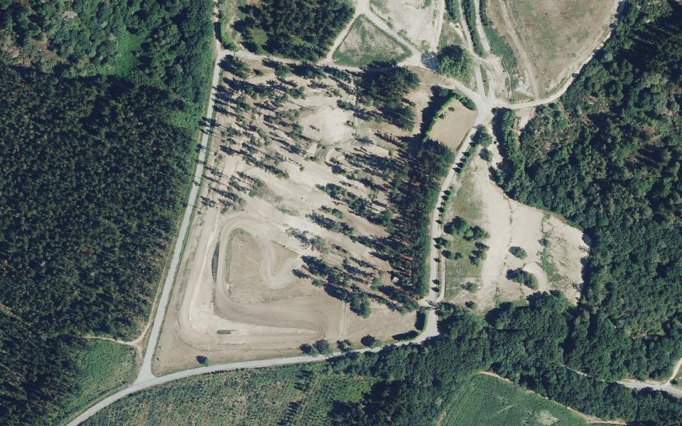 Circuíto municipal de motocross Jorge Prado seen from above