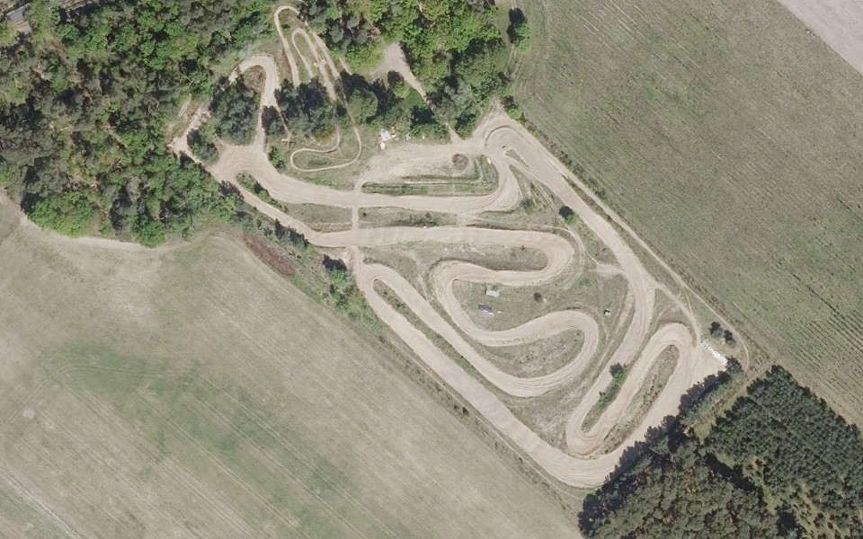 Motocross-Strecke Wietstock vu du ciel