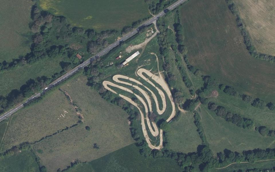 Nueil-les-Aubiers motocross track seen from above