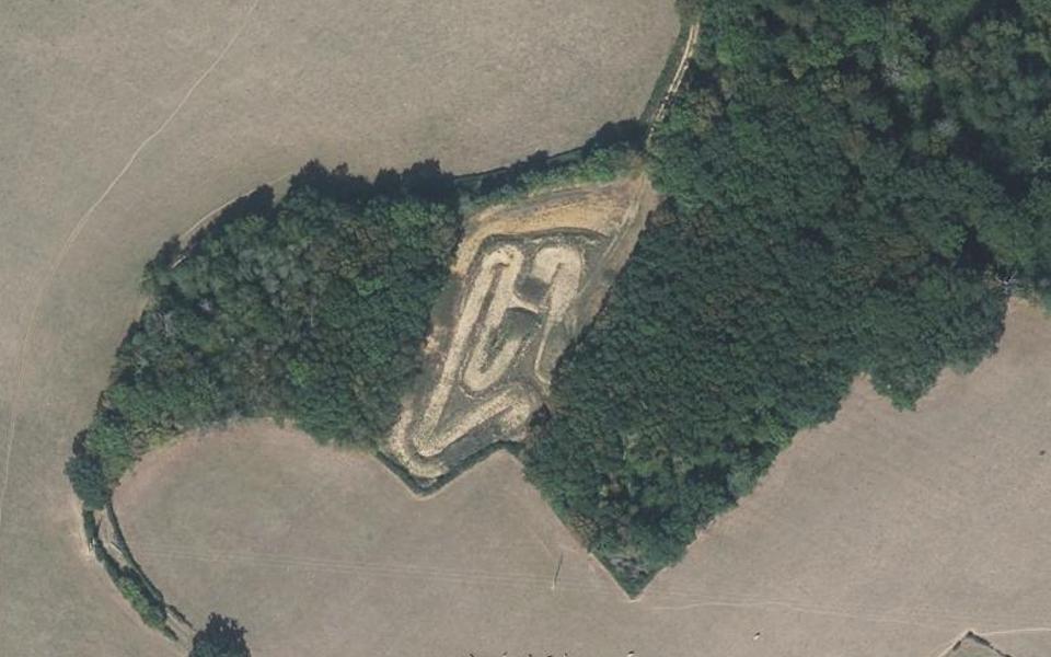 Terrain de motocross de Genouilly vu du ciel