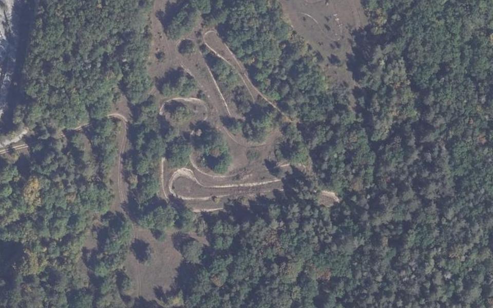 Ravières motocross track seen from above