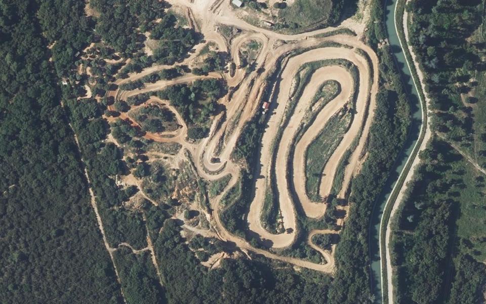 Circuit de Pichegu seen from above