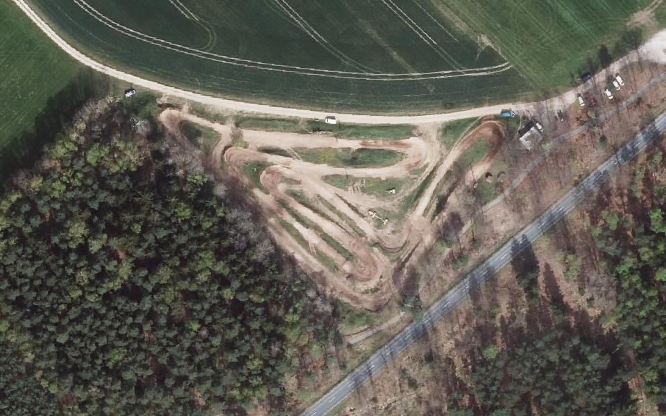 Weissenborn motocross track seen from above
