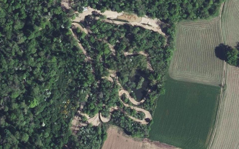 Terrain de motocross de Montverdun vu du ciel