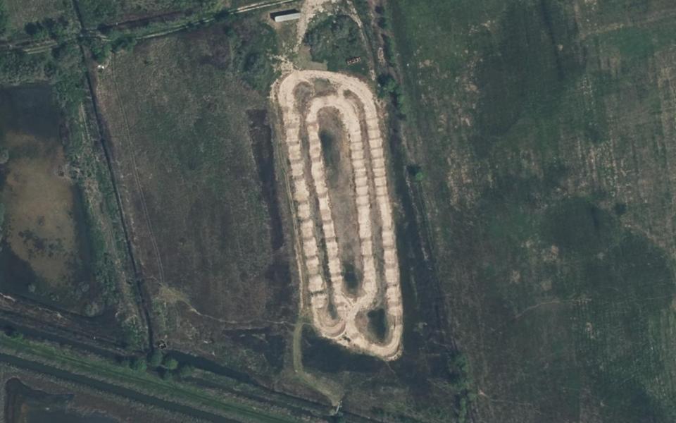 Terrain de motocross de Berre-l'Étang vu du ciel