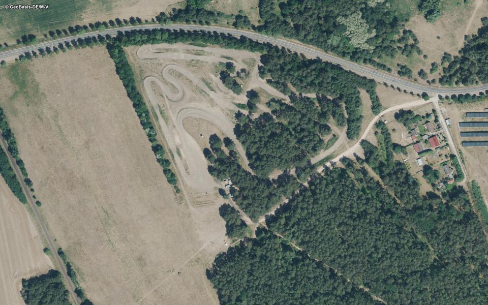 Motocross Ueckermünde vu du ciel
