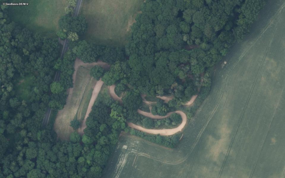 Motor-Cross-Strecke vu du ciel