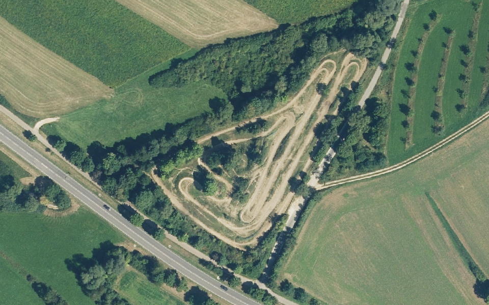 Terrain de motocross de Denkingen vu du ciel