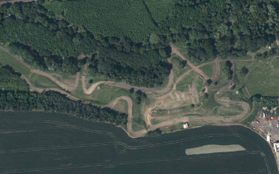 Terrain de motocross de Podborany vu du ciel