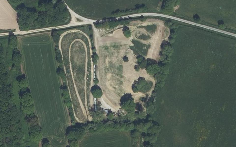 Chaumes-en-Retz motocross track seen from above