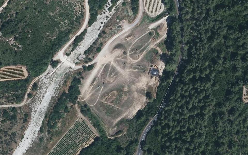 Terrain de motocross de Minerve vu du ciel