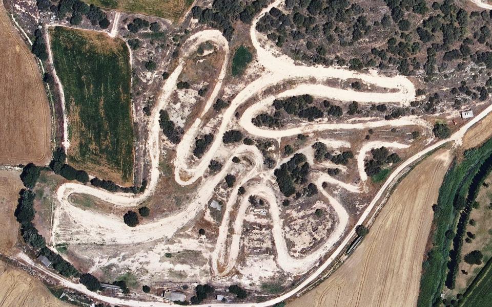 el Cluet seen from above