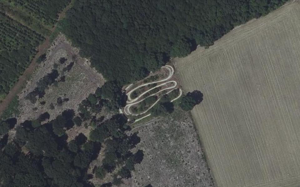Saint-Jean-de-la-Motte motocross track seen from above