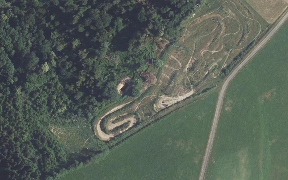 Terrain de motocross de La Chapelle-Agnon vu du ciel