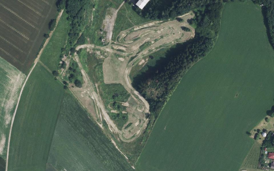 Terrain de motocross de Zamberk vu du ciel