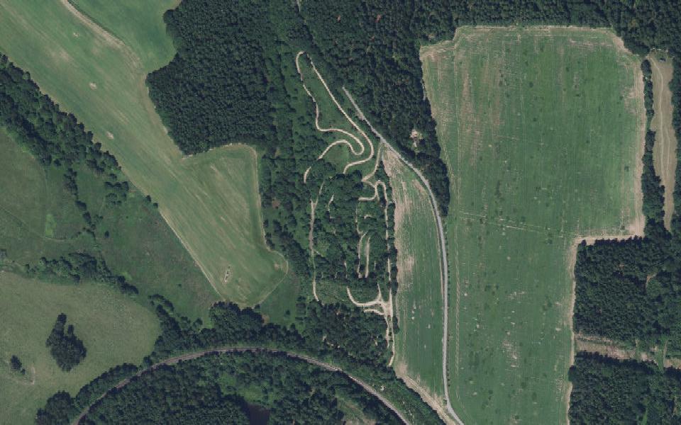 Terrain de motocross de Jablonec nad Nisou vu du ciel