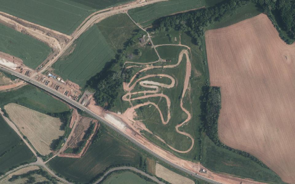 Terrain de motocross de Klobuky vu du ciel