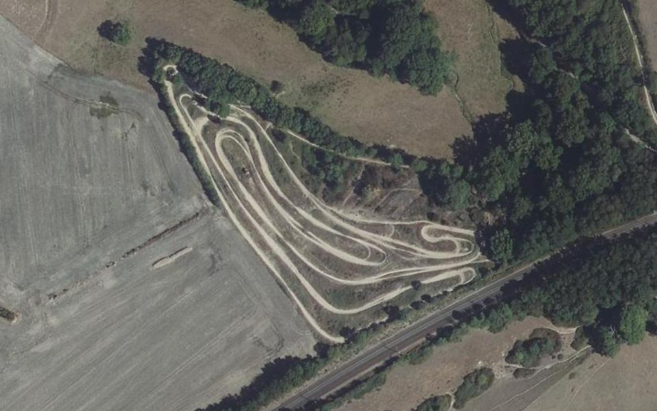 Terrain de motocross de Rouessé-Vassé vu du ciel