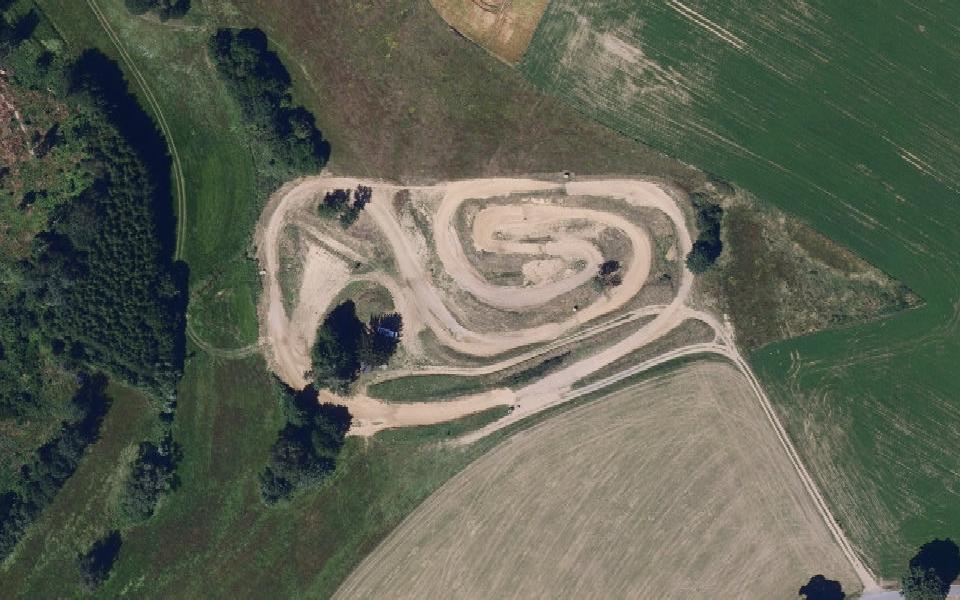 Terrain de motocross de Pribyslav vu du ciel