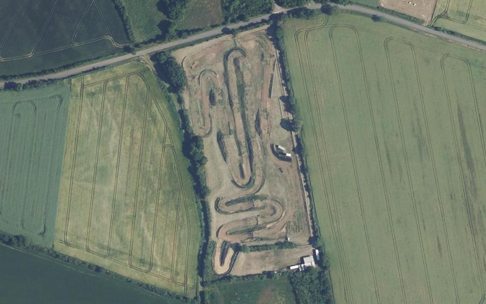 Moto Club Rom Exoudun vu du ciel