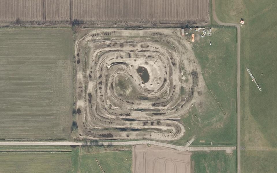 Terrain de motocross d’Odiliapeel vu du ciel