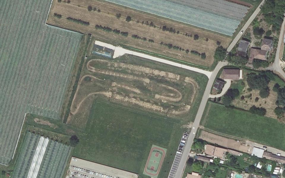 Lizac motocross track seen from above
