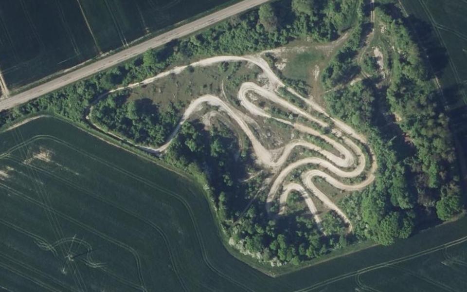Terrain de motocross de Villenauxe-la-Grande vu du ciel