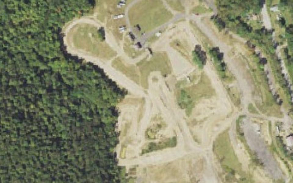 Terrain de motocross de Westmont vu du ciel