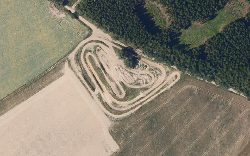 Terrain de motocross de Chotebor vu du ciel