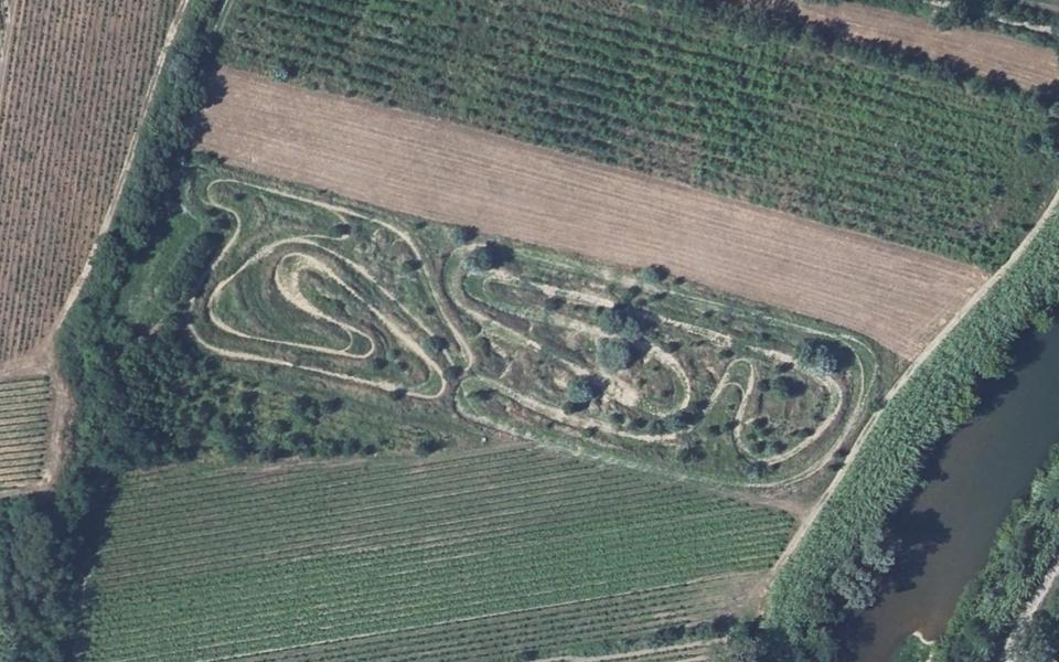 Piste de VTT et moto-cross seen from above